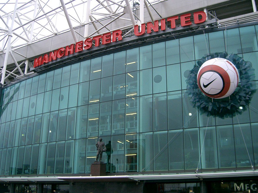 exterieur old trafford